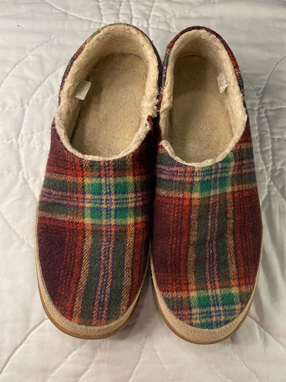 Sanuk Rainbow Plaid Fleece-Lined Slippers 🥿✨ Size Women’s 11